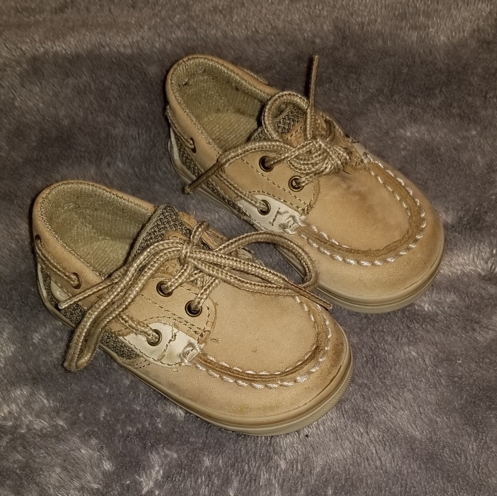 Sperry's Baby size 3